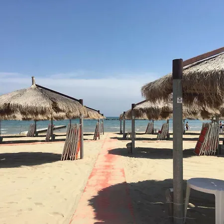 Apartman Di Fronte Al Mare Nella Pineta Pescara